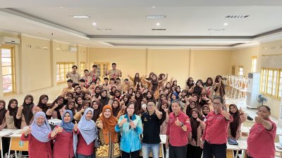 SMKN 4 Surabaya Perkuat Kompetensi Sales Siswa Pemasaran
