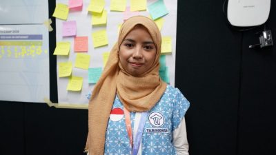 Fira Ajak Pemuda Bertumbuh lewat Kelas Bahasa dan Beasiswa