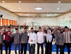 Habiburrahman El Shirazy Hadir di Darul Falah, Santri Diajak Membaca Dunia lewat Sastra