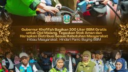 Gubernur Khofifah Bagikan 300 Liter BBM Gratis untuk Ojol Malang, Tegaskan Stok Aman dan Harapkan Distribusi Sesuai Kebutuhan Masyarakat