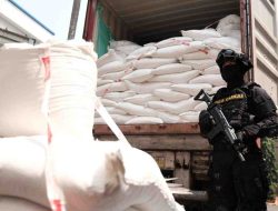 Bea Cukai Ungkap Impor Ilegal Beras Garam dan Balpres Rp27 Miliar